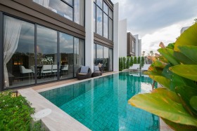 Highland Park Pool Villas Pattaya บ้าน ใน ห้วยใหญ่