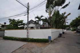 3 Beds House For Sale In South Pattaya