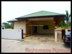 3 Beds House For Sale In East Pattaya-SP Private