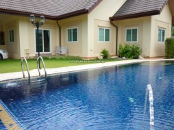 3 Beds House For Sale In East Pattaya-Park Hill 1