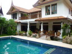 4 Beds House For Rent In East Pattaya-Thai Thani