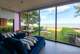 3 ห้องนอน บ้าน สำหรับขาย ใน นาเกลือ - Sandbox Beachfront Villa