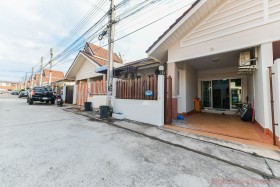 2 Beds House For Sale In East Pattaya-Chockchai Village 7
