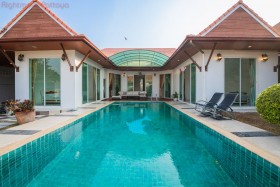 3 Beds House For Rent In East Pattaya-AD House