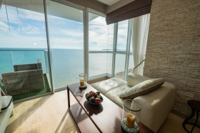 2 ห้องนอน คอนโด สำหรับขาย ใน จอมเทียน - Cetus Beachfront