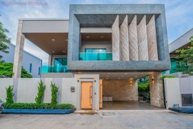 3 ห้องนอน บ้าน สำหรับขาย ใน ห้วยใหญ่ - Madcha Nirvana