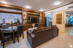 1 ห้องนอน คอนโด สำหรับขาย ใน พระตำหนัก - Executive Residence 1