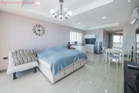 1 ห้องนอน คอนโด สำหรับเช่า ใน นาเกลือ - Park Beach