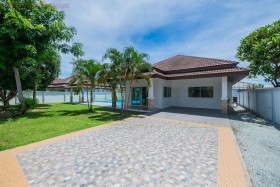 3 ห้องนอน บ้าน สำหรับขาย ใน บ้านอำเภอ - Unique Villas