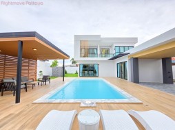 5 ห้องนอน บ้าน สำหรับขาย ใน จอมเทียน - Eakmongkol Thepprasit Rd
