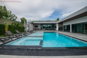 6 ห้องนอน บ้าน สำหรับขาย ใน พัทยาตะวันออก - Siam Royal View