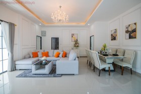 3 ห้องนอน บ้าน สำหรับขาย ใน นาเกลือ - Rattanakorn Village 18