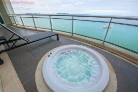 4 Beds Condo For Sale In Na Jomtien-Reflection