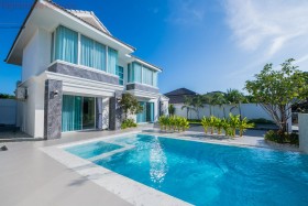 5 ห้องนอน บ้าน สำหรับขาย ใน พัทยาตะวันออก - Hansa Paradise Hill Pool Villa