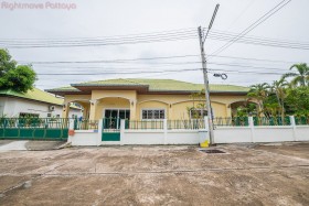3 Beds House For Sale In East Pattaya-Pornthep Garden Ville