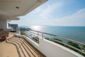 3 ห้องนอน คอนโด สำหรับขาย ใน พระตำหนัก - Royal Cliff Garden