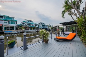 3 Beds House For Sale In Na Jomtien-Jomtien Yacht Club