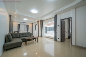 3 ห้องนอน บ้าน สำหรับขาย ใน พัทยาตะวันออก - Grand PMC 2