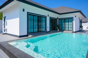 4 Beds House For Sale In Naklua-Rattanakorn Village 18