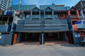 12 Beds House For Sale In Jomtien-Not In A Village