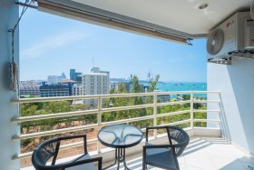 Studio Condo For Rent In Central Pattaya-View Talay 6