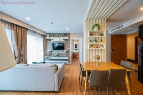 2 ห้องนอน คอนโด สำหรับเช่า ใน จอมเทียน - Dusit Grand Park