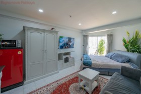 สตูดิโอ คอนโด สำหรับเช่า ใน จอมเทียน - Jomtien Beach Condo (Rimhad)