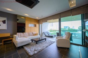 2 Beds Condo For Sale In Wongamat-Ananya Beachfront