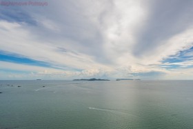 2 ห้องนอน คอนโด สำหรับขาย ใน วงศ์อมาตย์ - Silver Beach