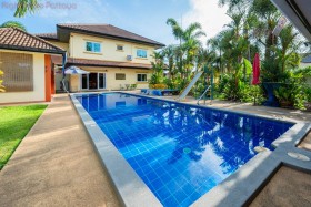 4 ห้องนอน บ้าน สำหรับเช่า ใน พัทยาตะวันออก - Siam Gardens